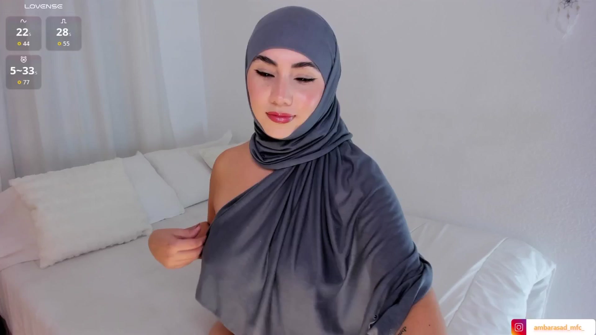 Gallery image thumbnail from ambarasad's myfreecams stream on, 11/19/2025, 16:19 image 1 of 20