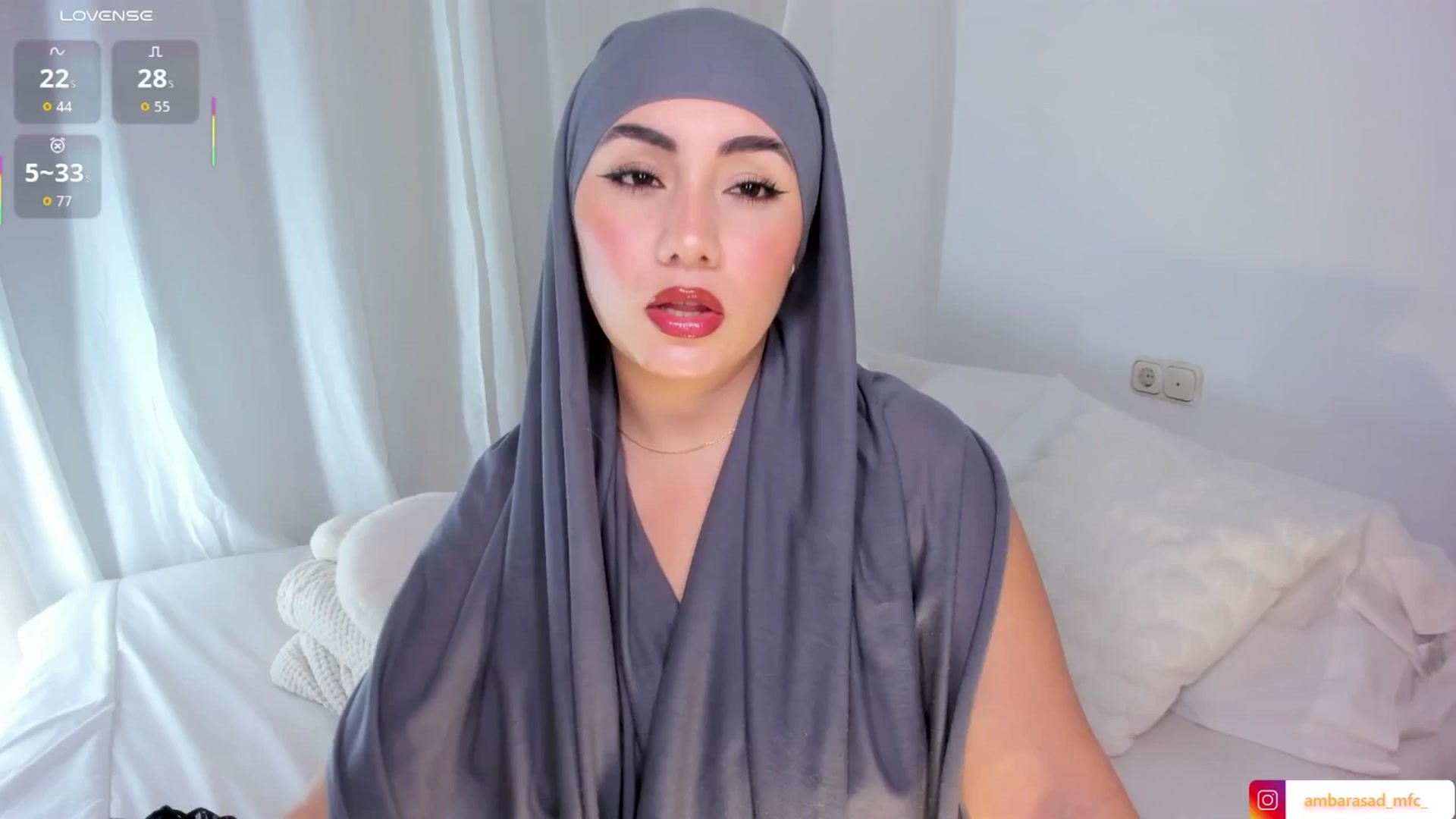 Gallery image thumbnail from ambarasad's myfreecams stream on, 12/03/2025, 16:01 image 2 of 20