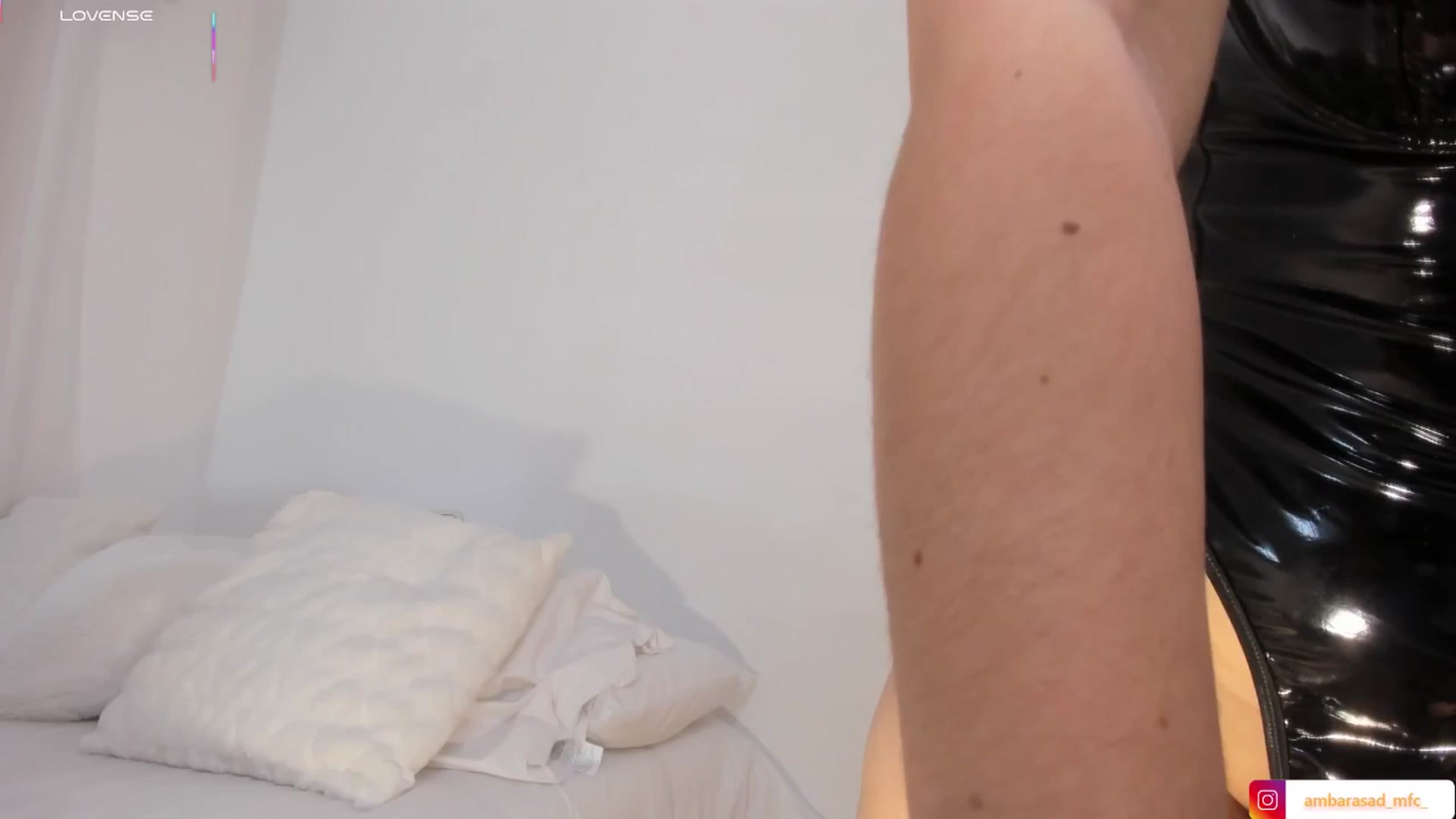 Gallery image thumbnail from ambarasad's myfreecams stream on, 12/15/2025, 15:12 image 20 of 20