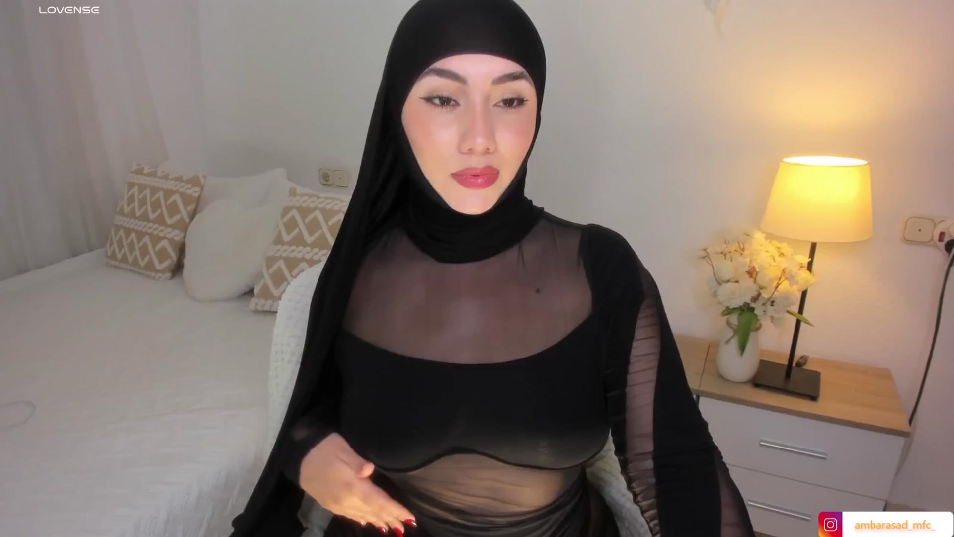 Gallery image thumbnail from ambarasad's myfreecams stream on, 01/14/2026, 17:01 image 5 of 20