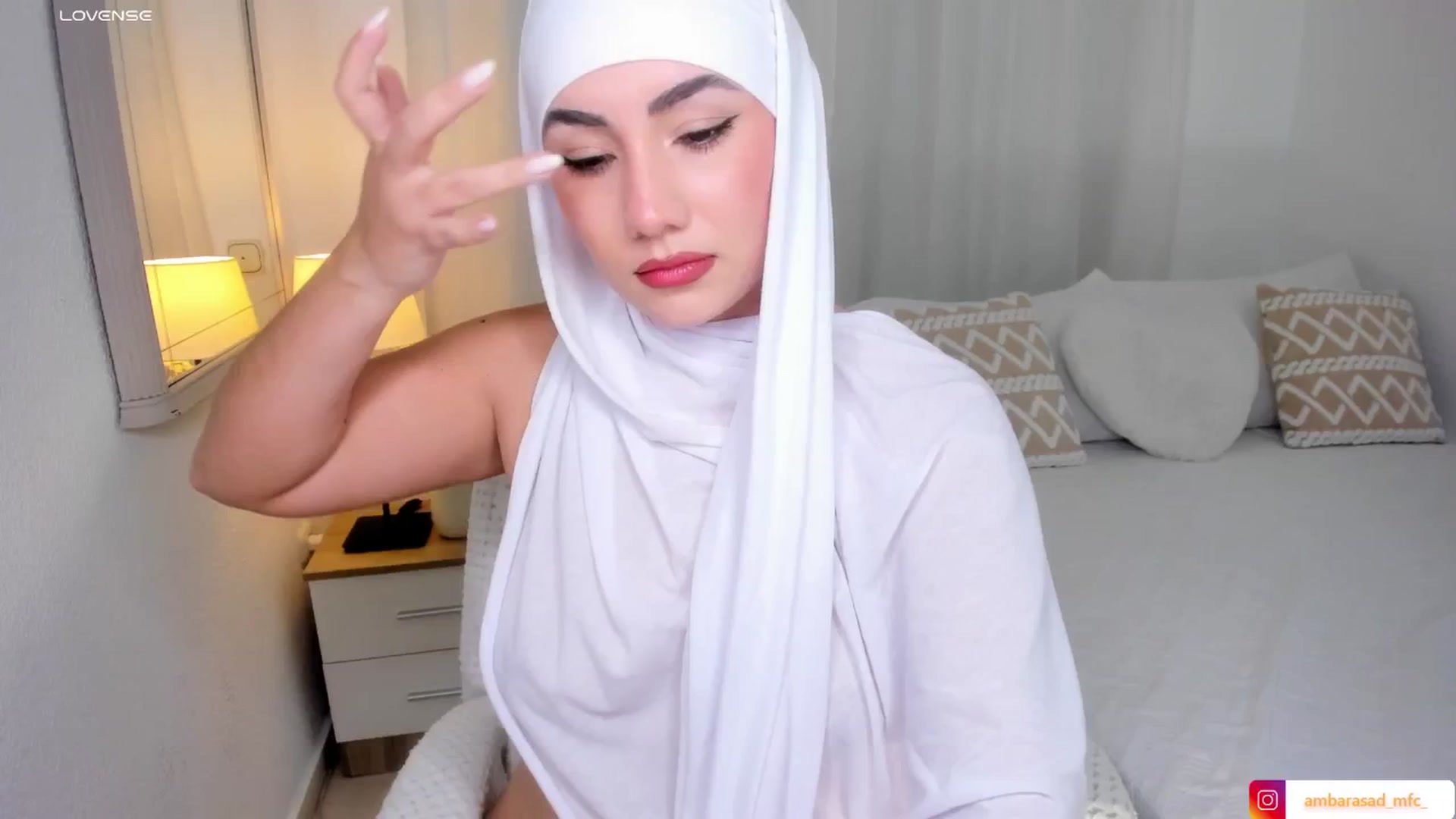 Gallery image thumbnail from ambarasad's myfreecams stream on, 02/02/2026, 15:21 image 11 of 20