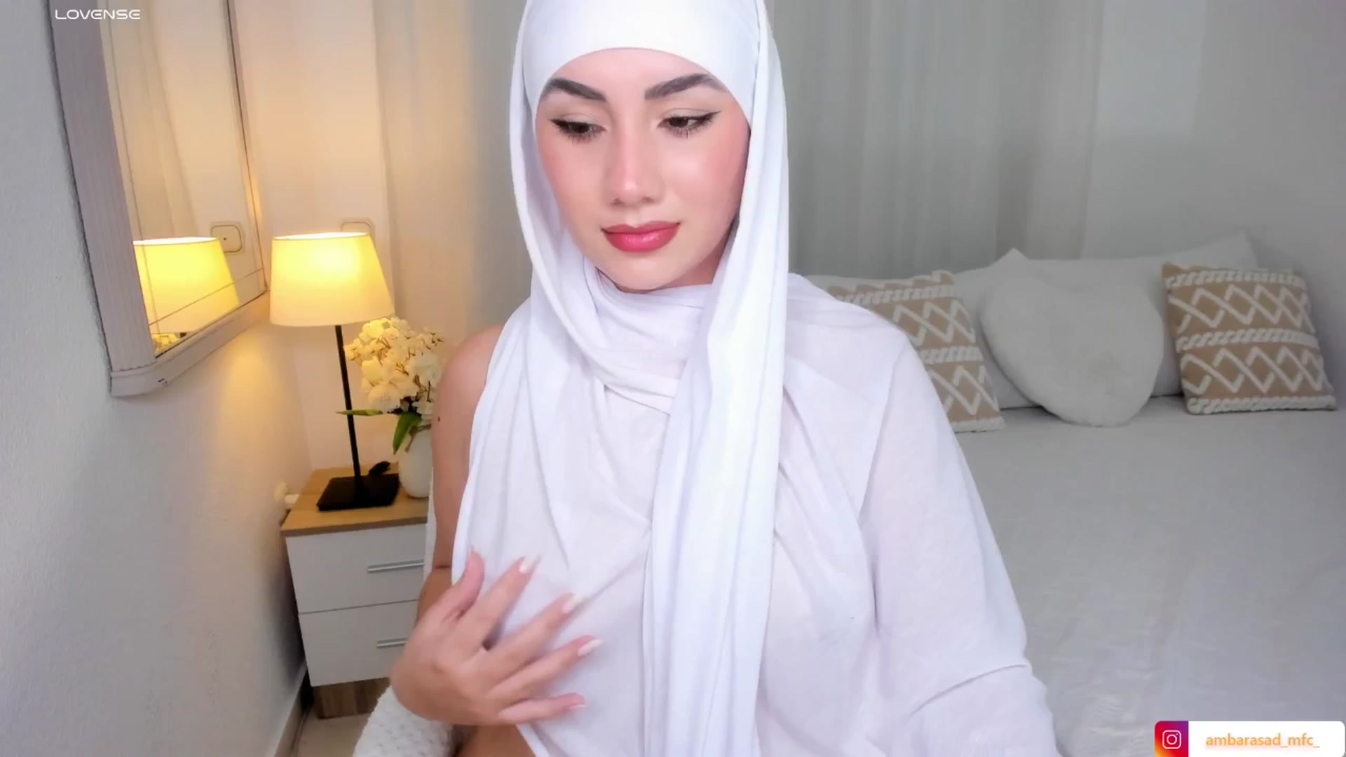 Gallery image thumbnail from ambarasad's myfreecams stream on, 02/02/2026, 15:21 image 9 of 20