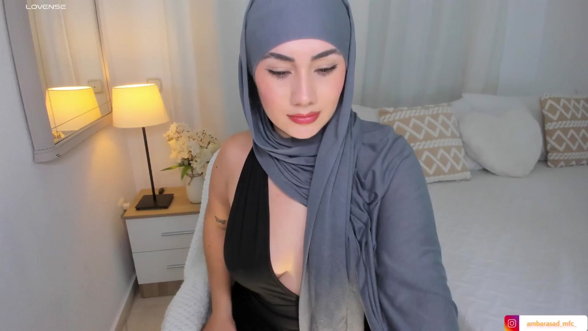 Gallery image thumbnail from ambarasad's myfreecams stream on, 03/02/2026, 17:09 image 9 of 20
