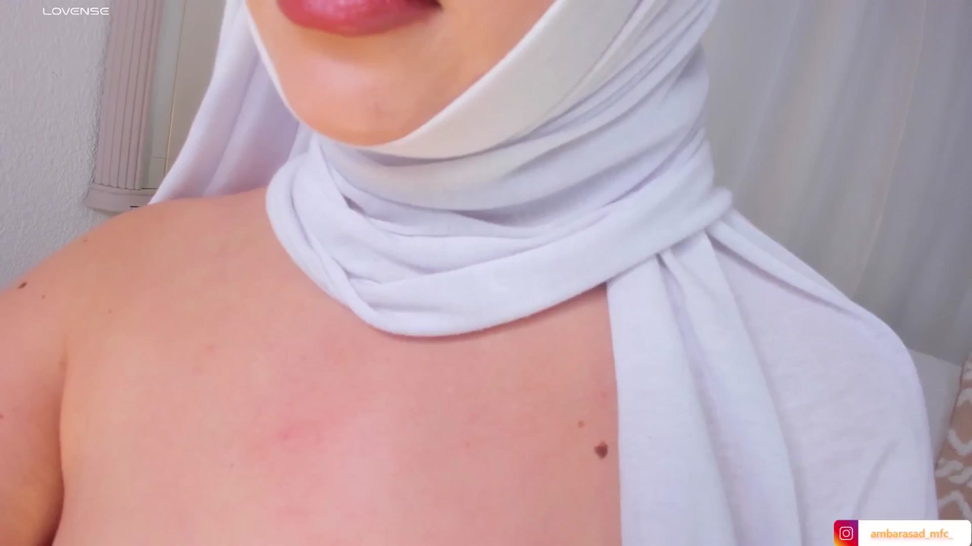 Gallery image thumbnail from ambarasad's myfreecams stream on, 03/03/2026, 13:35 image 11 of 20