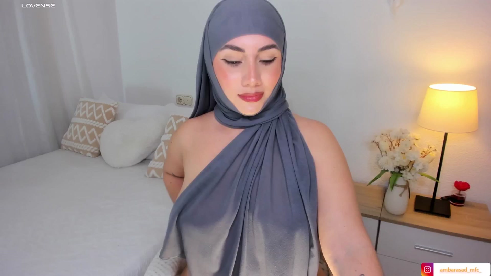 Gallery image thumbnail from ambarasad's myfreecams stream on, 03/23/2026, 14:45 image 15 of 20