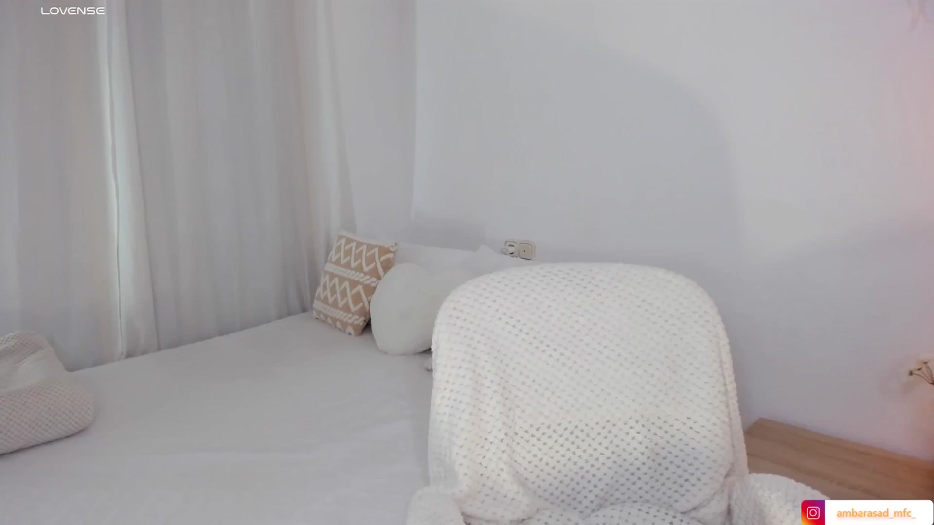 Gallery image thumbnail from ambarasad's myfreecams stream on, 03/31/2026, 12:49 image 7 of 20