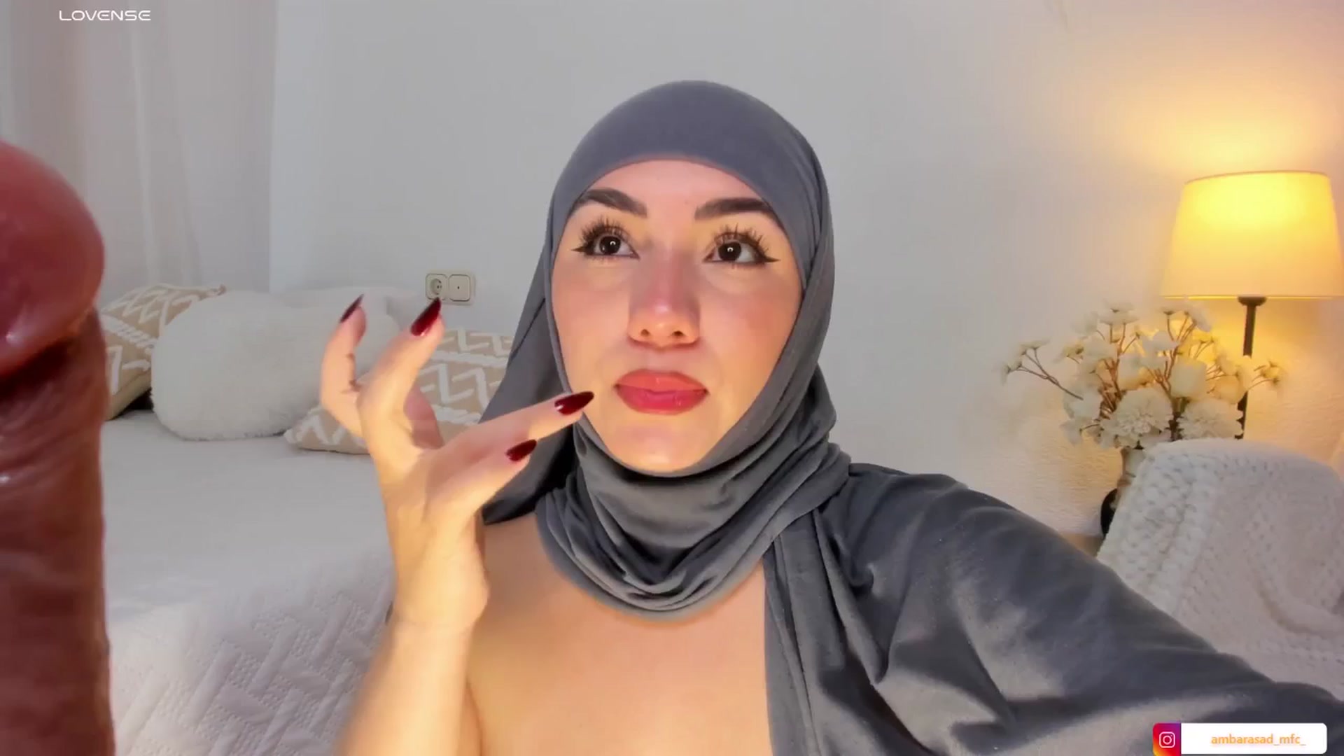 Gallery image thumbnail from ambarasad's myfreecams stream on, 04/24/2026, 14:27 image 3 of 20