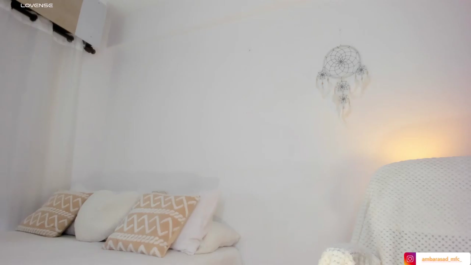Gallery image thumbnail from ambarasad's myfreecams stream on, 06/04/2026, 15:08 image 9 of 20
