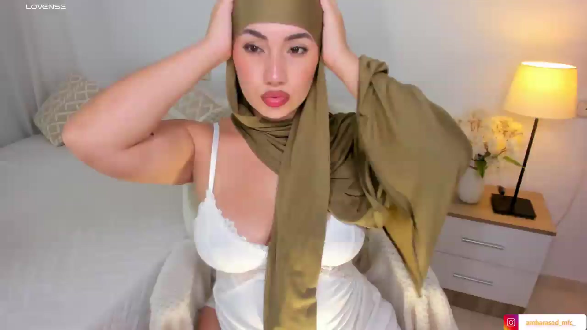 Gallery image thumbnail from ambarasad's myfreecams stream on, 07/24/2026, 11:04 image 11 of 20