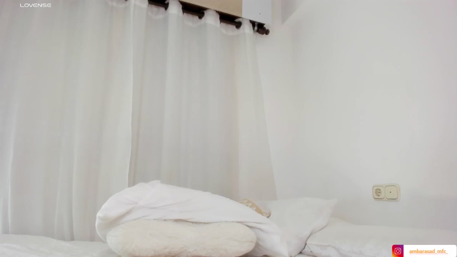 Gallery image thumbnail from ambarasad's myfreecams stream on, 07/27/2026, 12:44 image 4 of 20