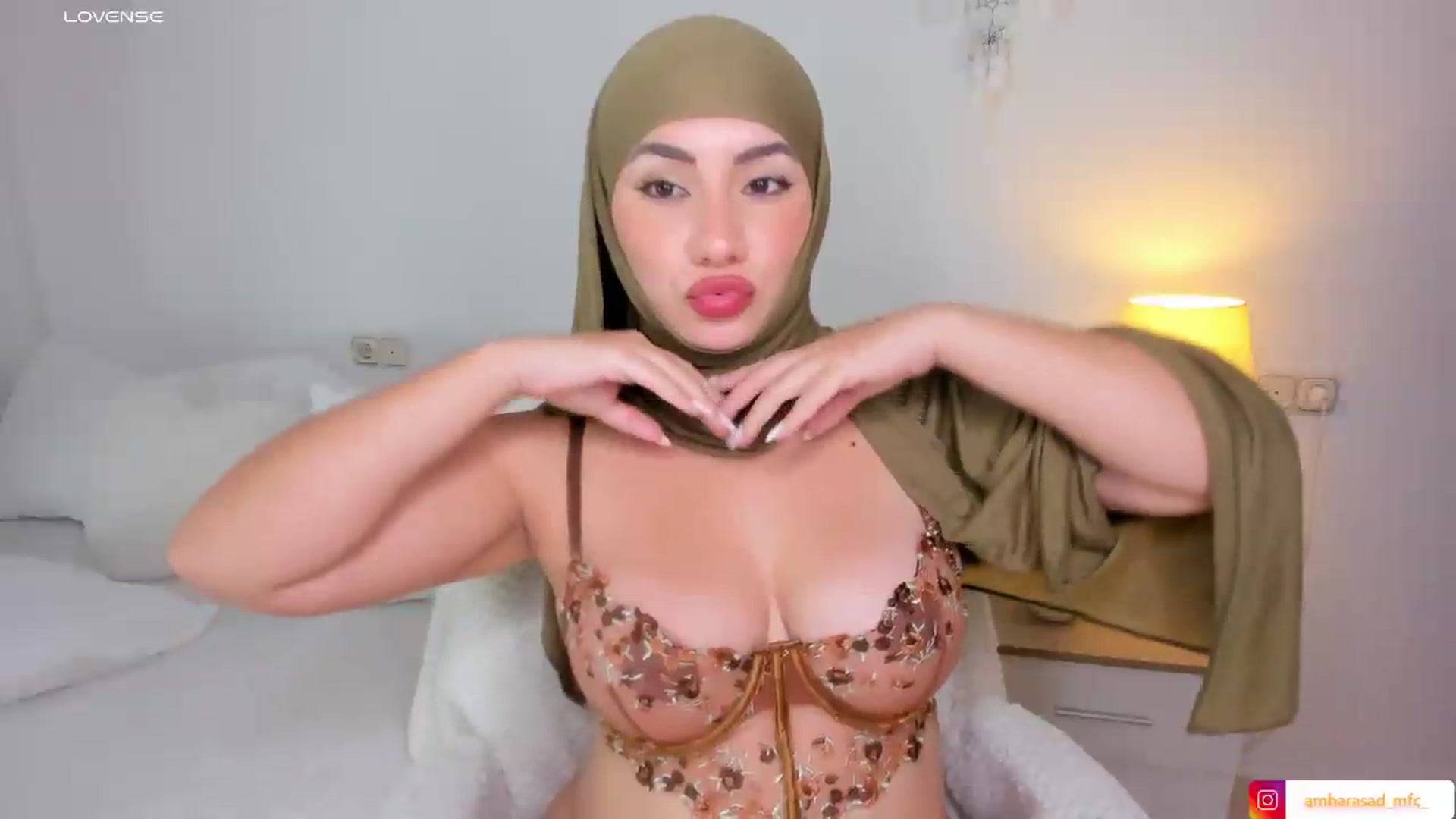 Gallery image thumbnail from ambarasad's myfreecams stream on, 07/28/2026, 14:18 image 20 of 20