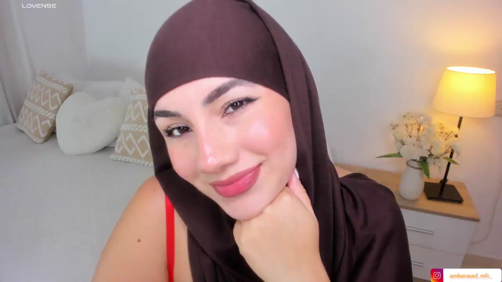 Gallery image thumbnail from ambarasad's myfreecams stream on, 07/30/2026, 11:22 image 12 of 20