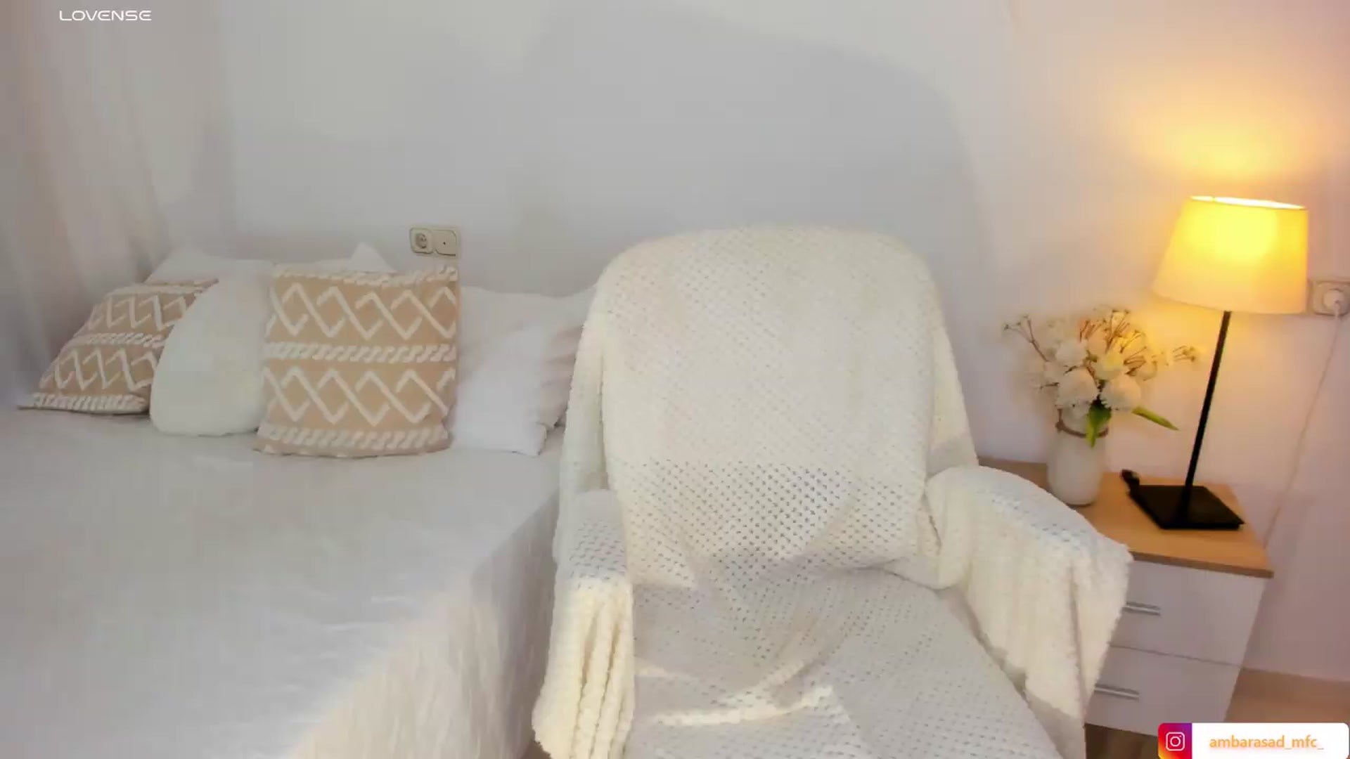 Gallery image thumbnail from ambarasad's myfreecams stream on, 08/13/2026, 13:49 image 19 of 20