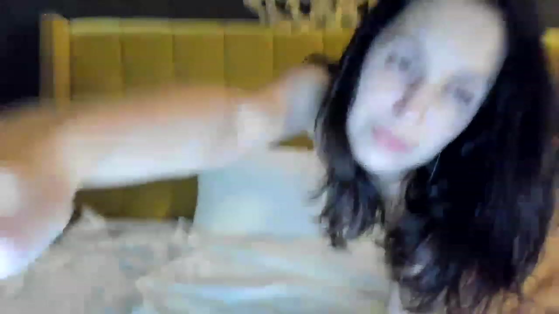 Gallery image thumbnail from amberbeloved's myfreecams stream on, 01/28/2023, 17:15 image 18 of 20