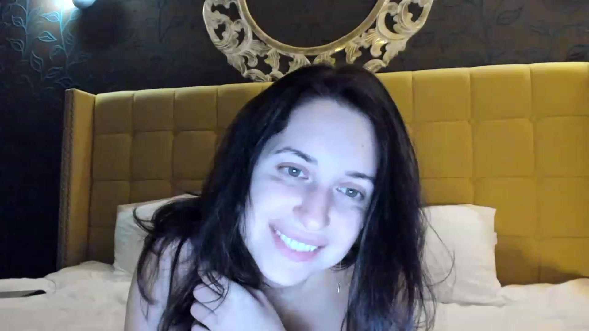 Gallery image thumbnail from amberbeloved's myfreecams stream on, 02/12/2023, 21:00 image 11 of 20