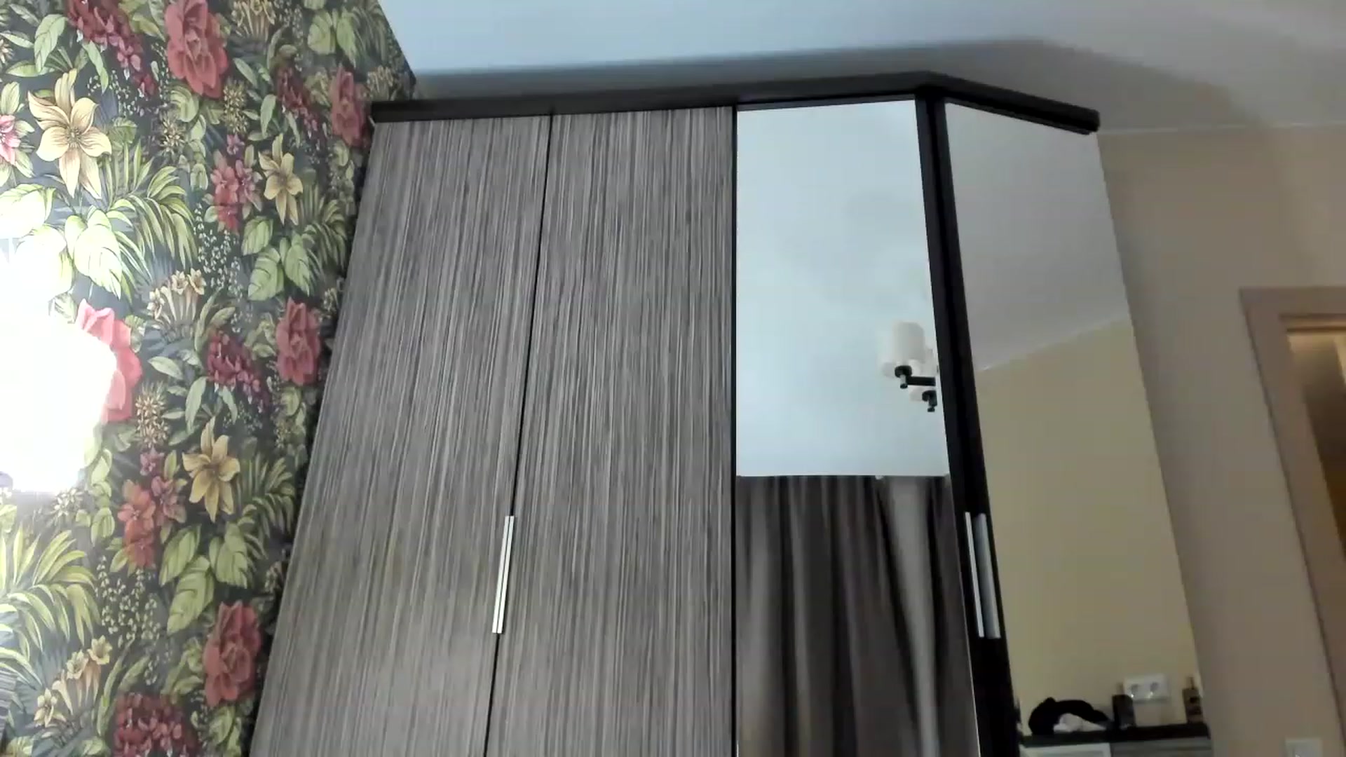 Gallery image thumbnail from amberbeloved's myfreecams stream on, 03/12/2023, 03:02 image 4 of 20