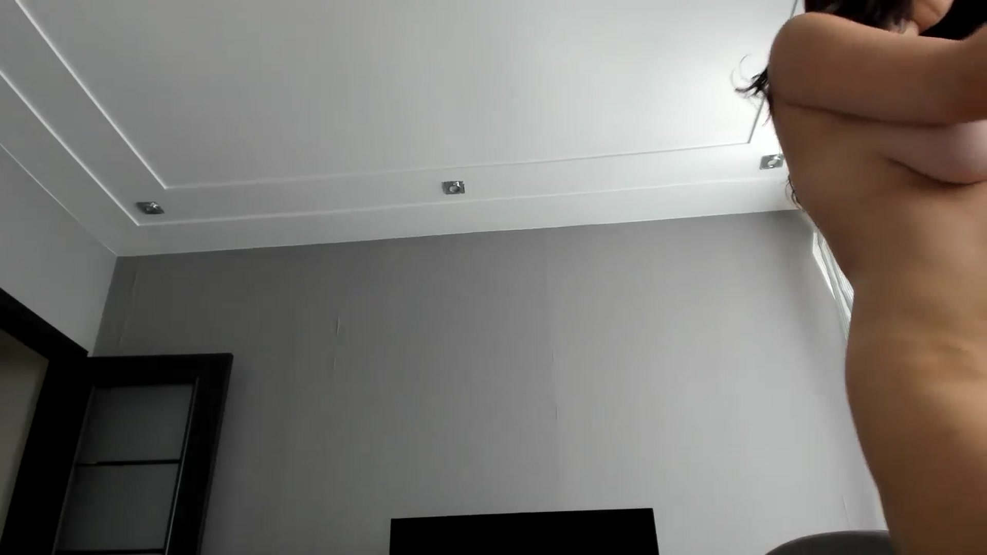 Gallery image thumbnail from amberbeloved's myfreecams stream on, 07/11/2024, 24:48 image 13 of 20