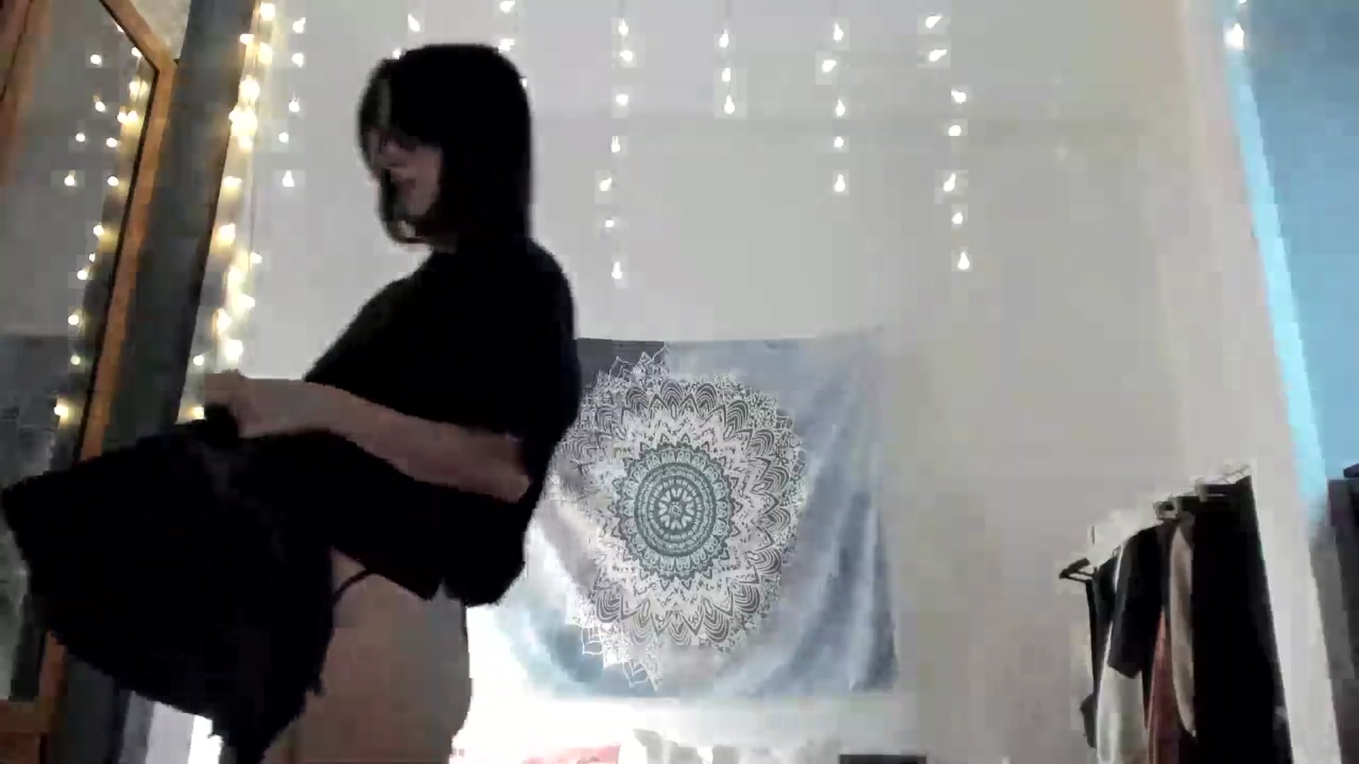 Gallery image thumbnail from amberbeloved's myfreecams stream on, 12/29/2024, 16:19 image 19 of 20