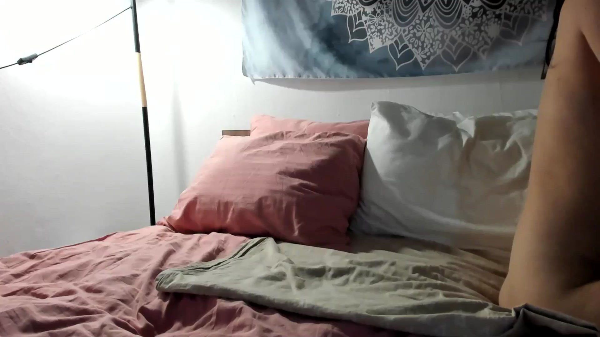Gallery image thumbnail from amberbeloved's myfreecams stream on, 12/29/2024, 16:19 image 5 of 20