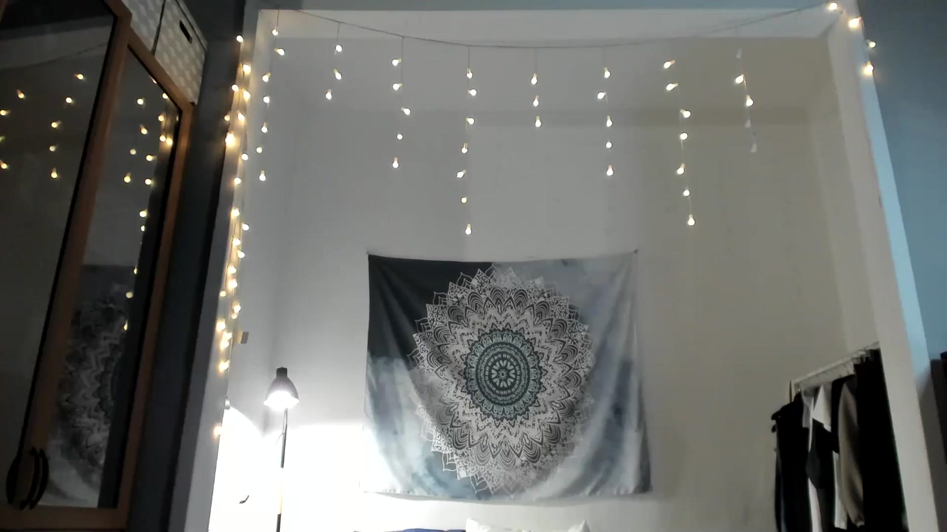 Gallery image thumbnail from amberbeloved's myfreecams stream on, 01/19/2025, 16:32 image 12 of 20