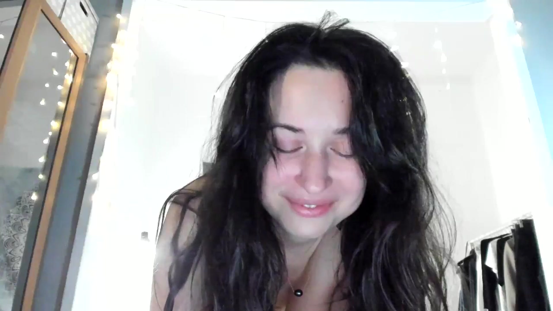 Gallery image thumbnail from amberbeloved's myfreecams stream on, 01/21/2025, 20:51 image 17 of 20