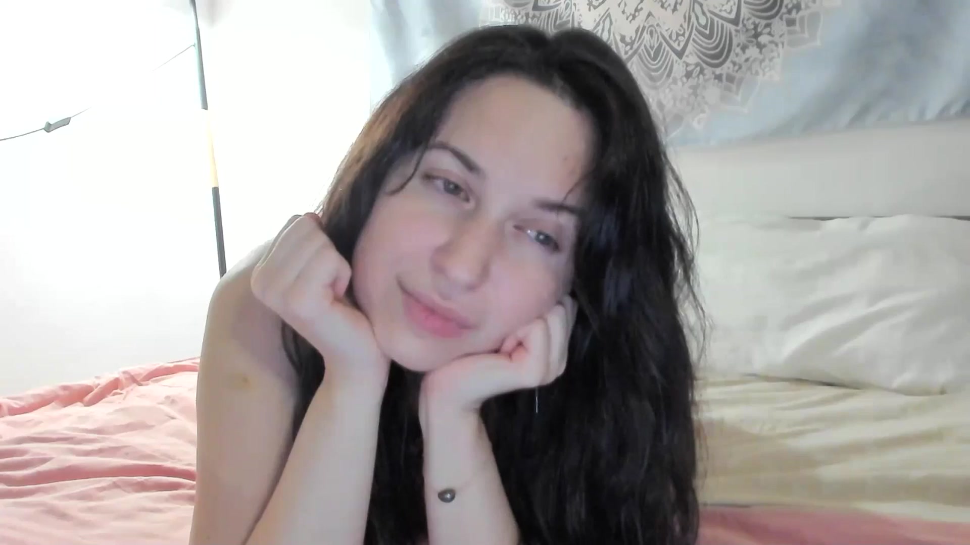 Gallery image thumbnail from amberbeloved's myfreecams stream on, 03/04/2025, 01:07 image 19 of 20