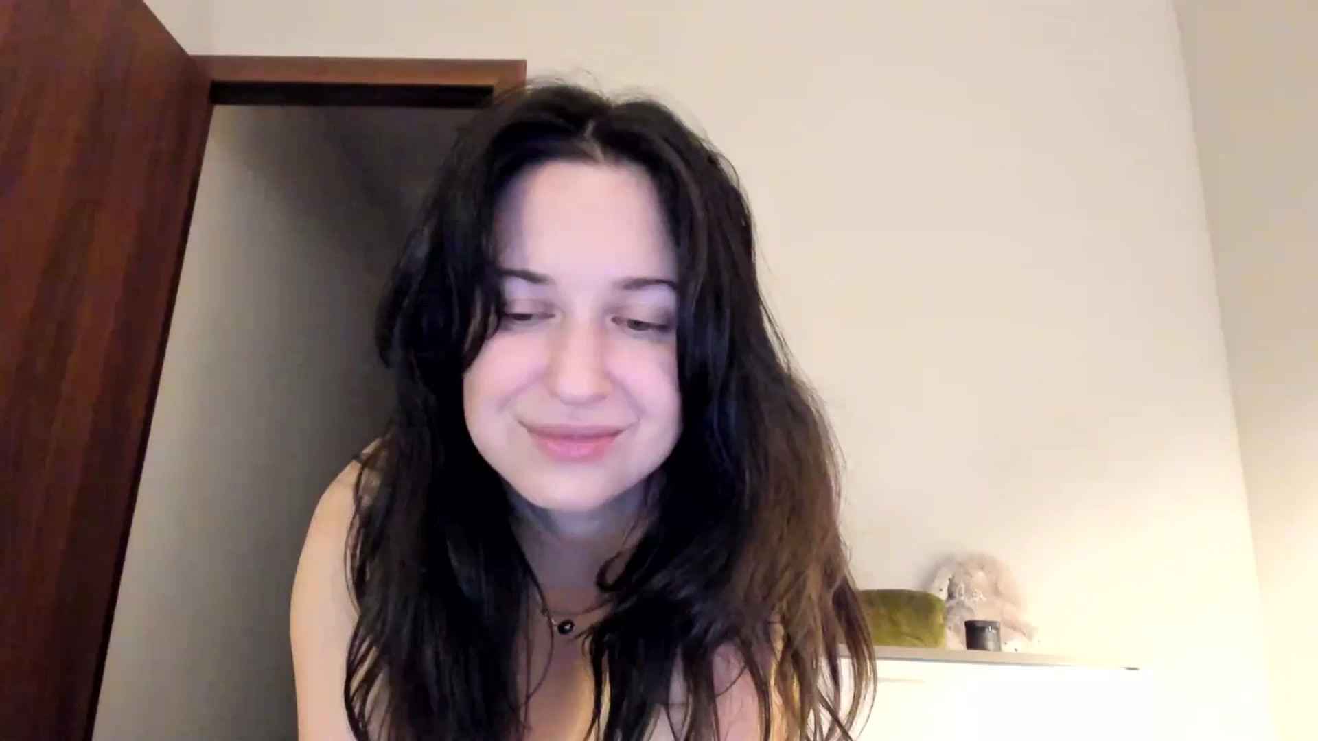 Gallery image thumbnail from amberbeloved's myfreecams stream on, 06/06/2025, 17:36 image 4 of 20