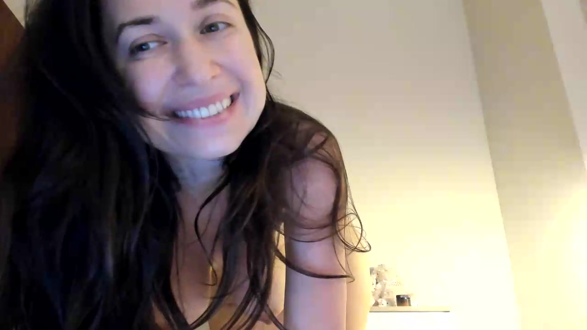 Gallery image thumbnail from amberbeloved's myfreecams stream on, 07/27/2026, 16:25 image 9 of 20