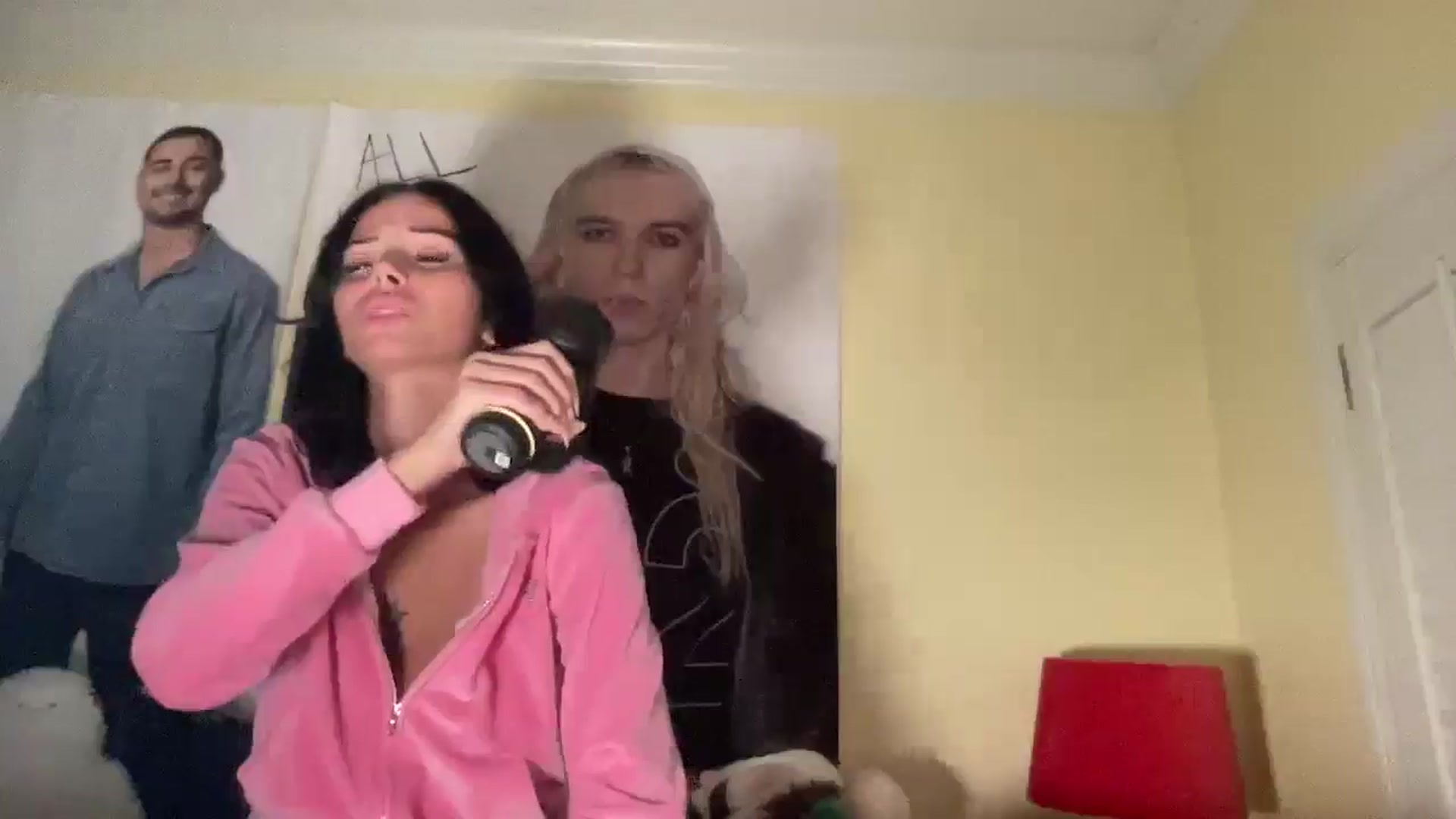 Gallery image thumbnail from amberrrr's myfreecams stream on, 11/26/2025, 03:09 image 18 of 20