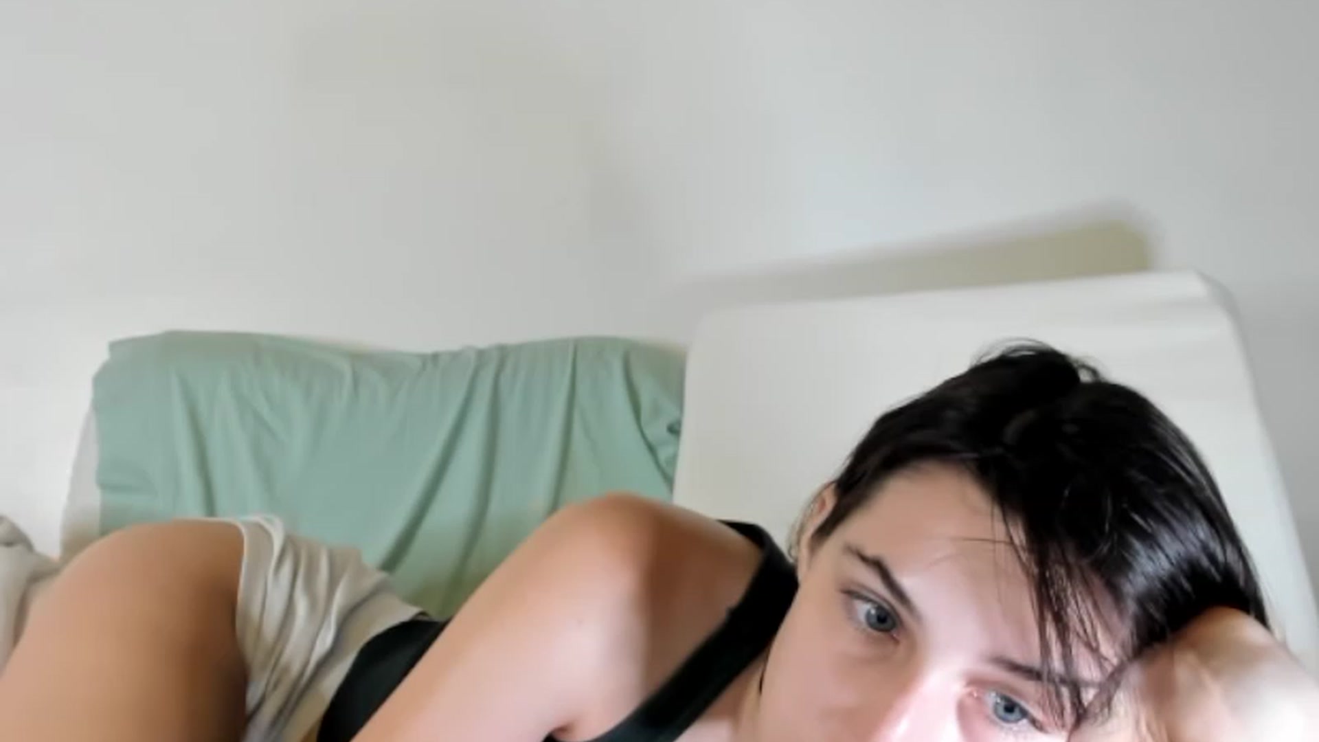 Gallery image thumbnail from americanwhore's myfreecams stream on, 08/18/2023, 03:15 image 2 of 20