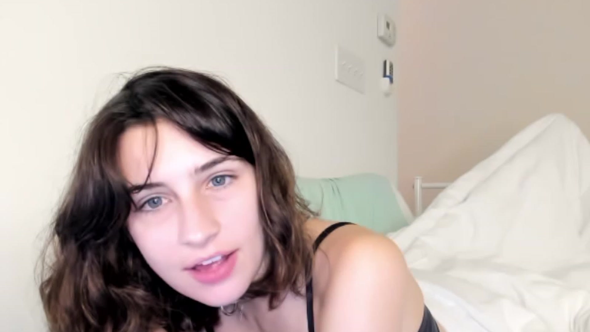 Gallery image thumbnail from americanwhore's myfreecams stream on, 08/23/2023, 03:21 image 6 of 20