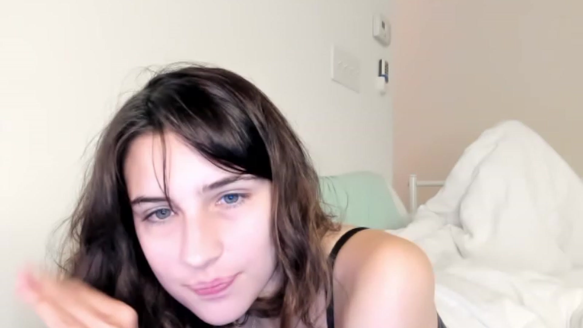 Gallery image thumbnail from americanwhore's myfreecams stream on, 08/23/2023, 03:21 image 7 of 20