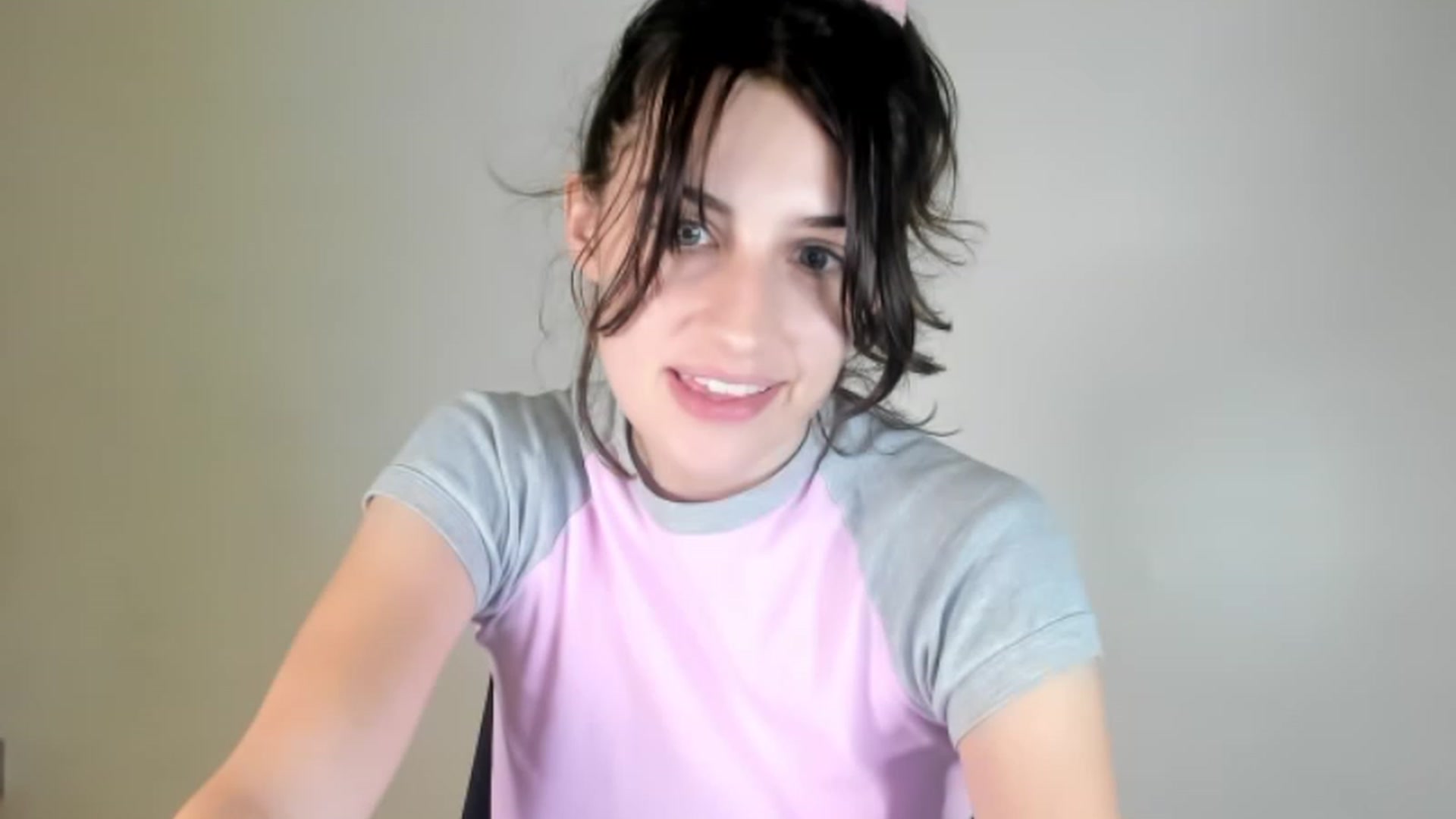 Gallery image thumbnail from americanwhore's myfreecams stream on, 08/25/2023, 02:43 image 15 of 20