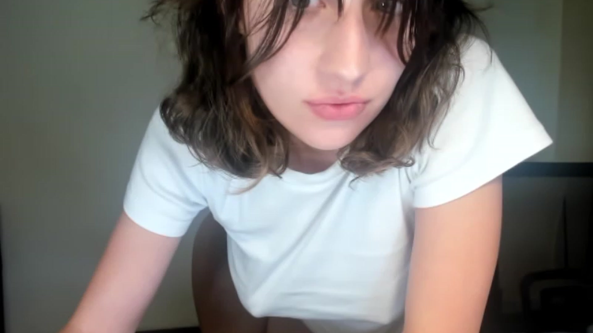 Gallery image thumbnail from americanwhore's myfreecams stream on, 09/01/2023, 10:25 image 19 of 20