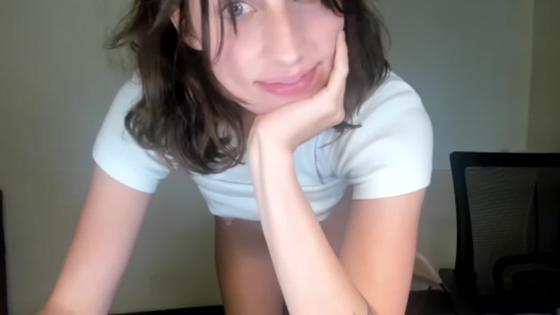 Gallery image thumbnail from americanwhore's myfreecams stream on, 09/01/2023, 10:25 image 17 of 20