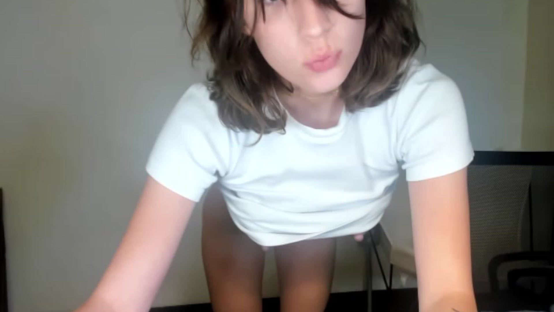 Gallery image thumbnail from americanwhore's myfreecams stream on, 09/01/2023, 10:25 image 15 of 20