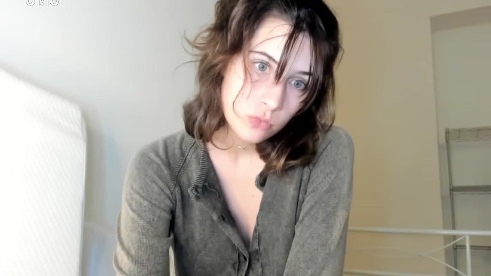 Gallery image thumbnail from americanwhore's myfreecams stream on, 09/02/2023, 24:08 image 19 of 20