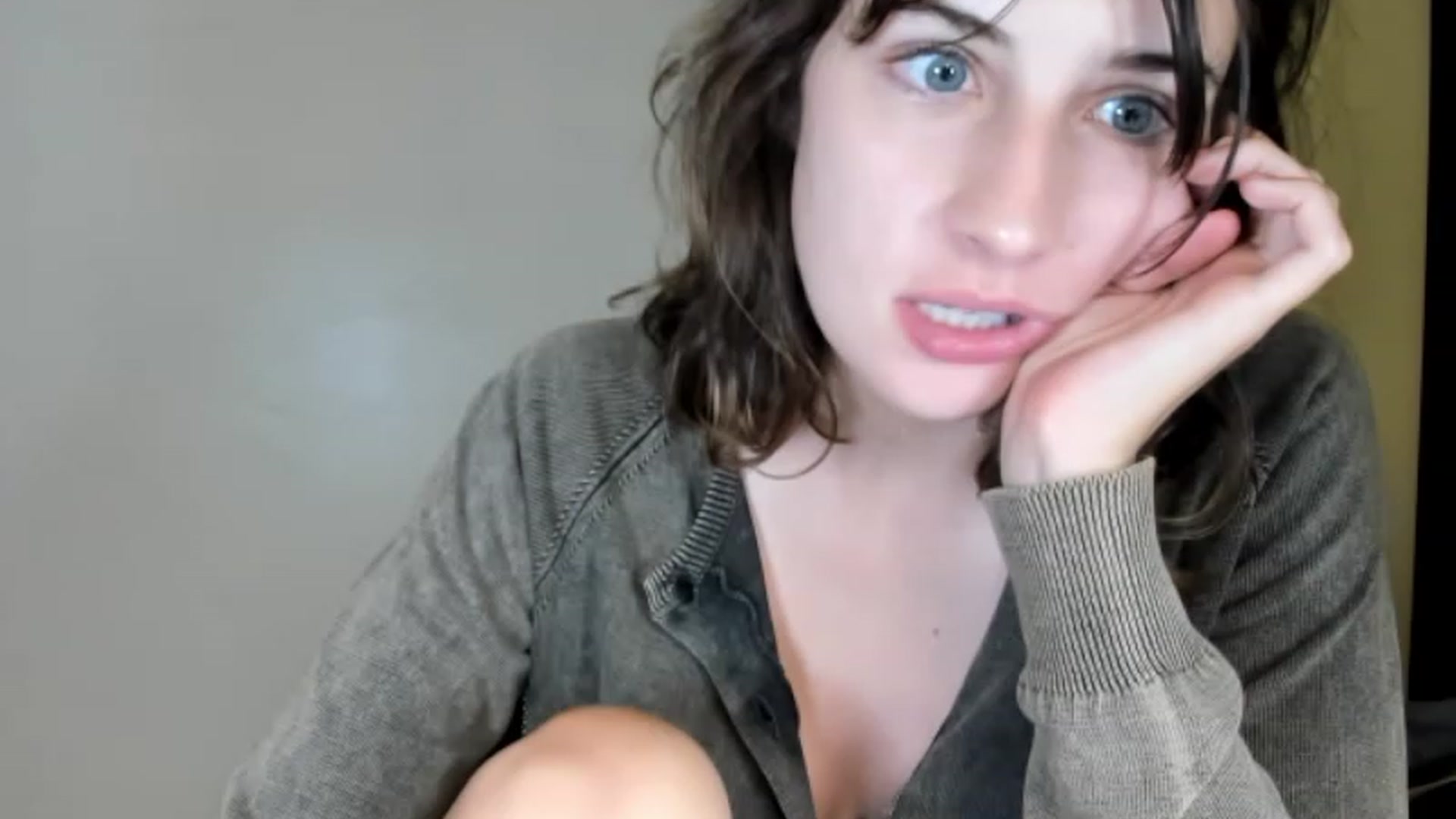 Gallery image thumbnail from americanwhore's myfreecams stream on, 09/02/2023, 02:09 image 13 of 20