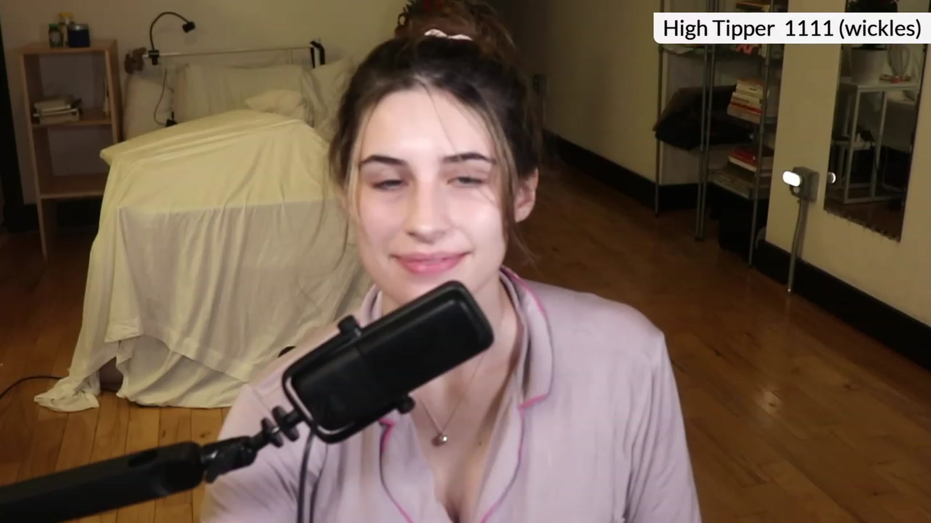 Gallery image thumbnail from americanwhore's myfreecams stream on, 12/19/2023, 07:28 image 13 of 20