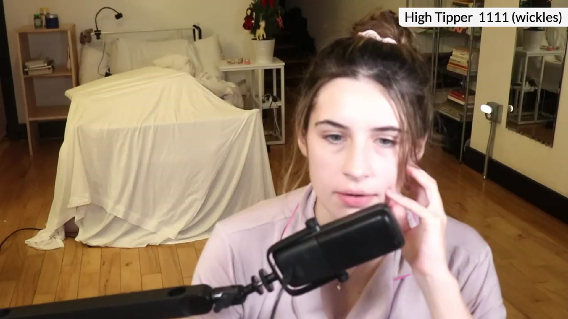 Gallery image thumbnail from americanwhore's myfreecams stream on, 12/19/2023, 07:28 image 10 of 20