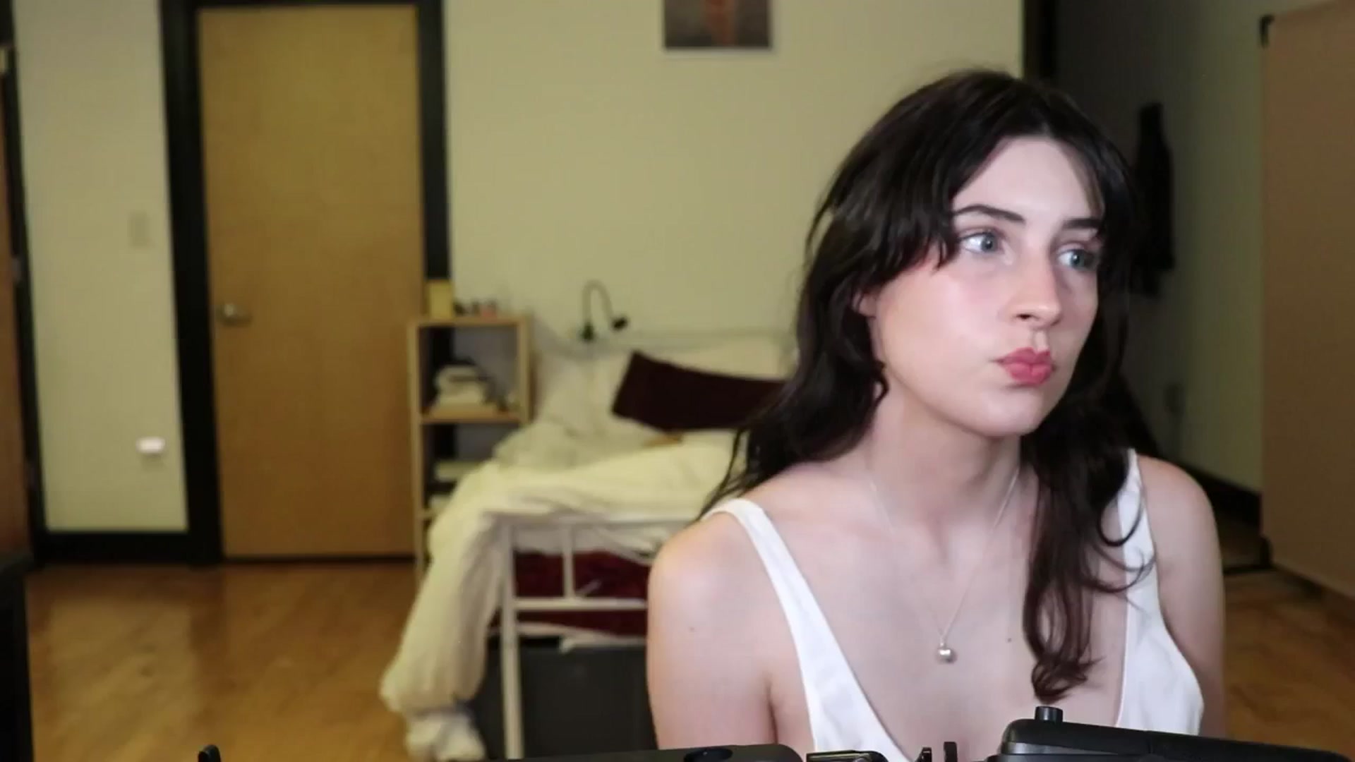 Gallery image thumbnail from americanwhore's myfreecams stream on, 05/31/2024, 03:34 image 20 of 20