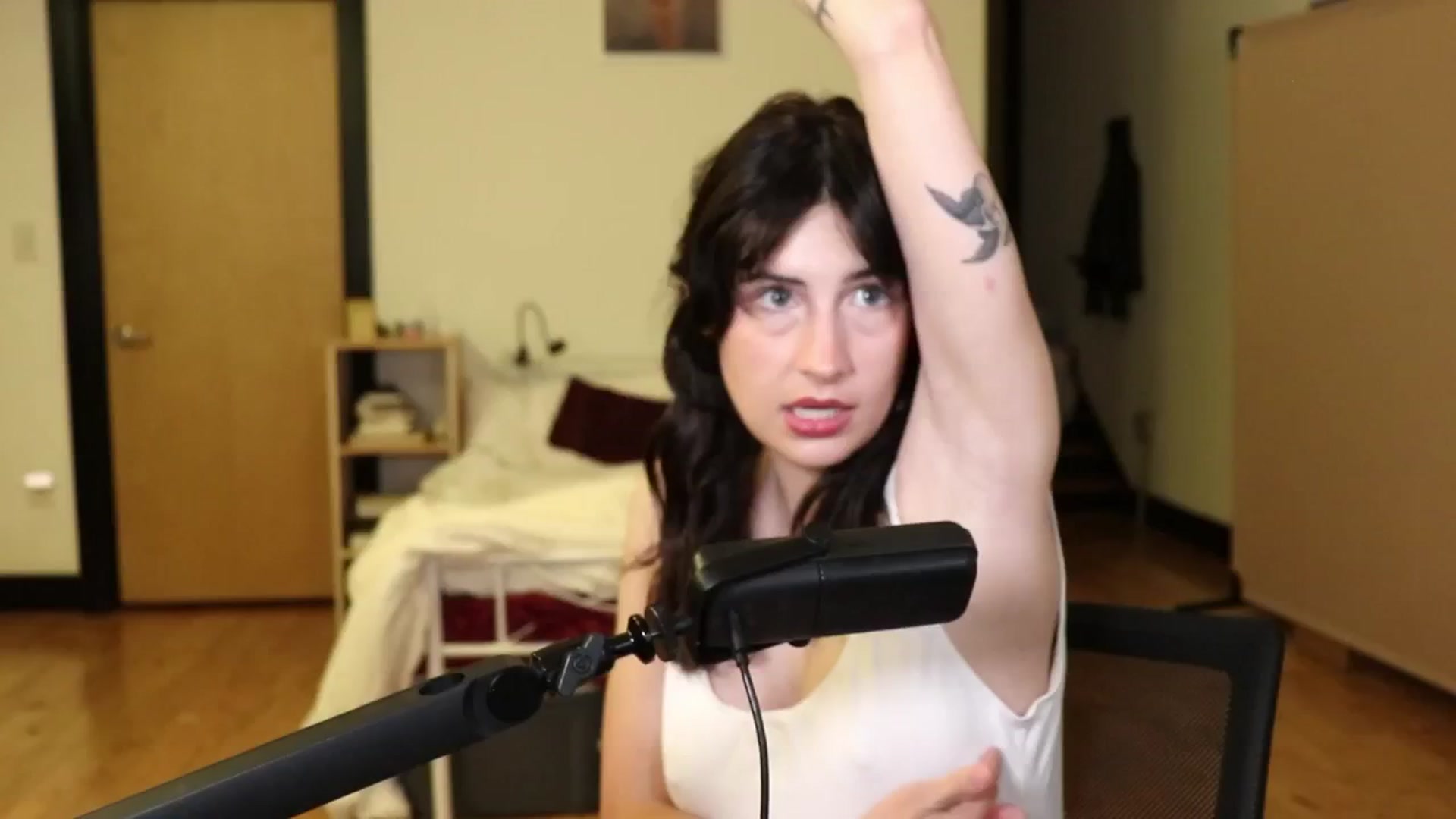 Gallery image thumbnail from americanwhore's myfreecams stream on, 05/31/2024, 03:34 image 9 of 20