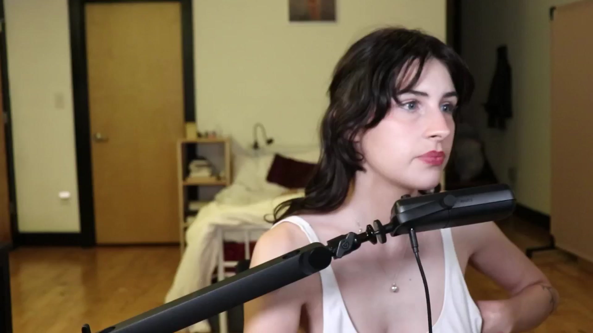 Gallery image thumbnail from americanwhore's myfreecams stream on, 05/31/2024, 03:34 image 18 of 20