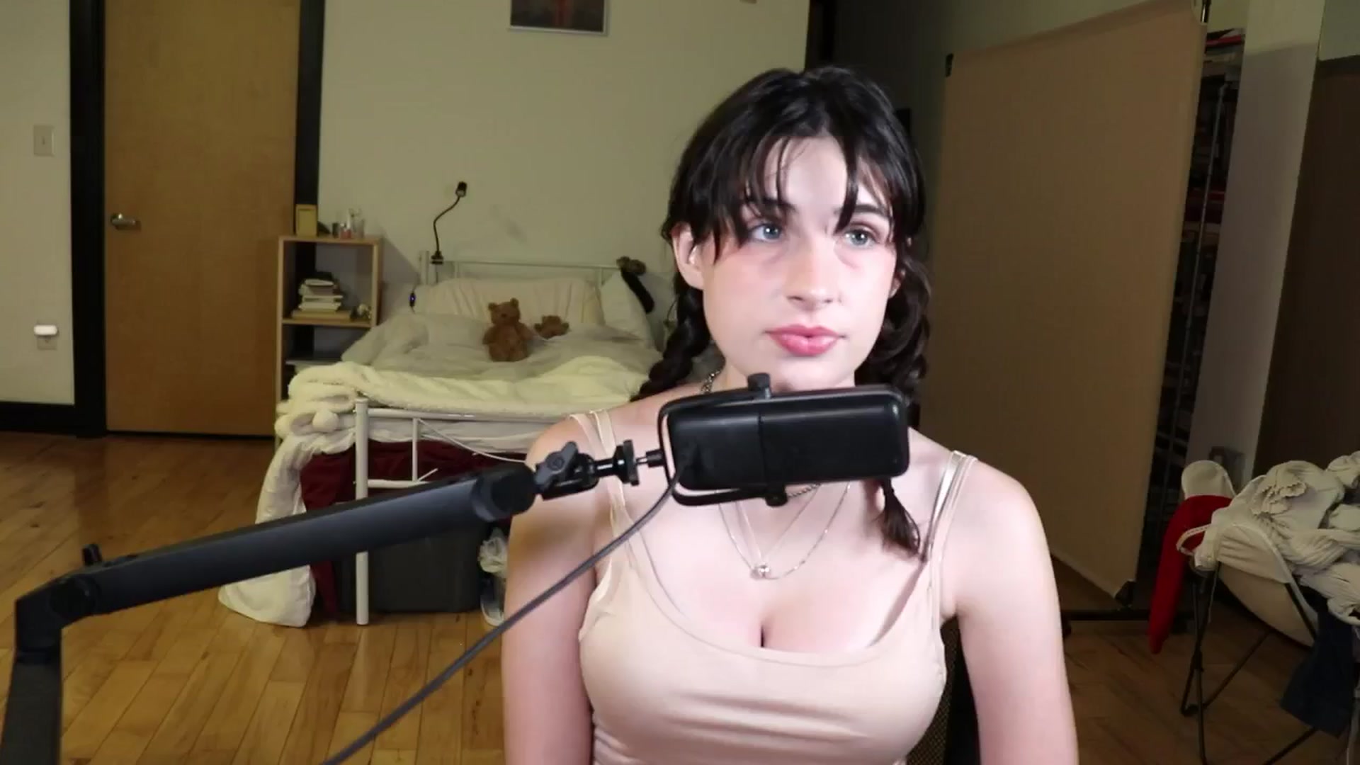Gallery image thumbnail from americanwhore's myfreecams stream on, 06/02/2024, 03:55 image 1 of 20