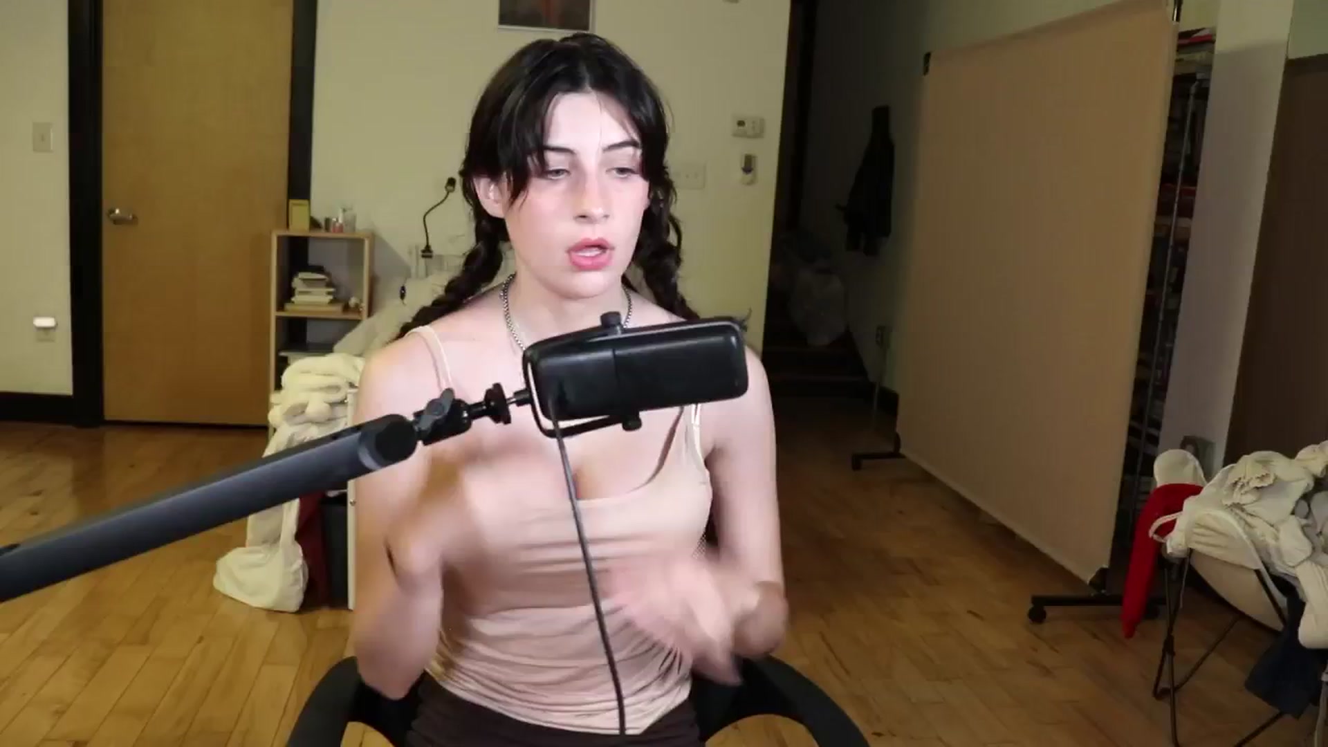 Gallery image thumbnail from americanwhore's myfreecams stream on, 06/02/2024, 03:55 image 14 of 20