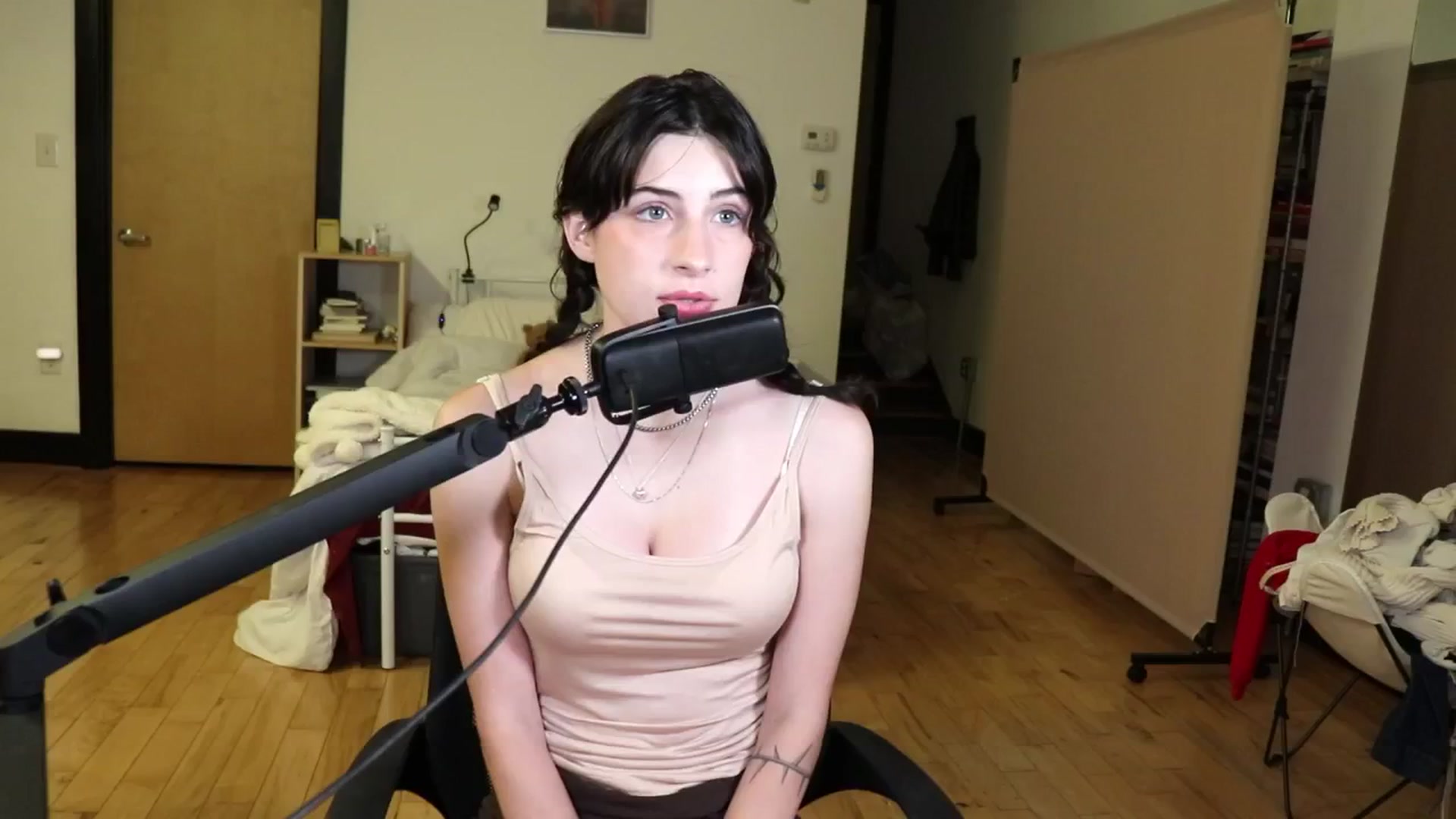 Gallery image thumbnail from americanwhore's myfreecams stream on, 06/02/2024, 03:55 image 5 of 20