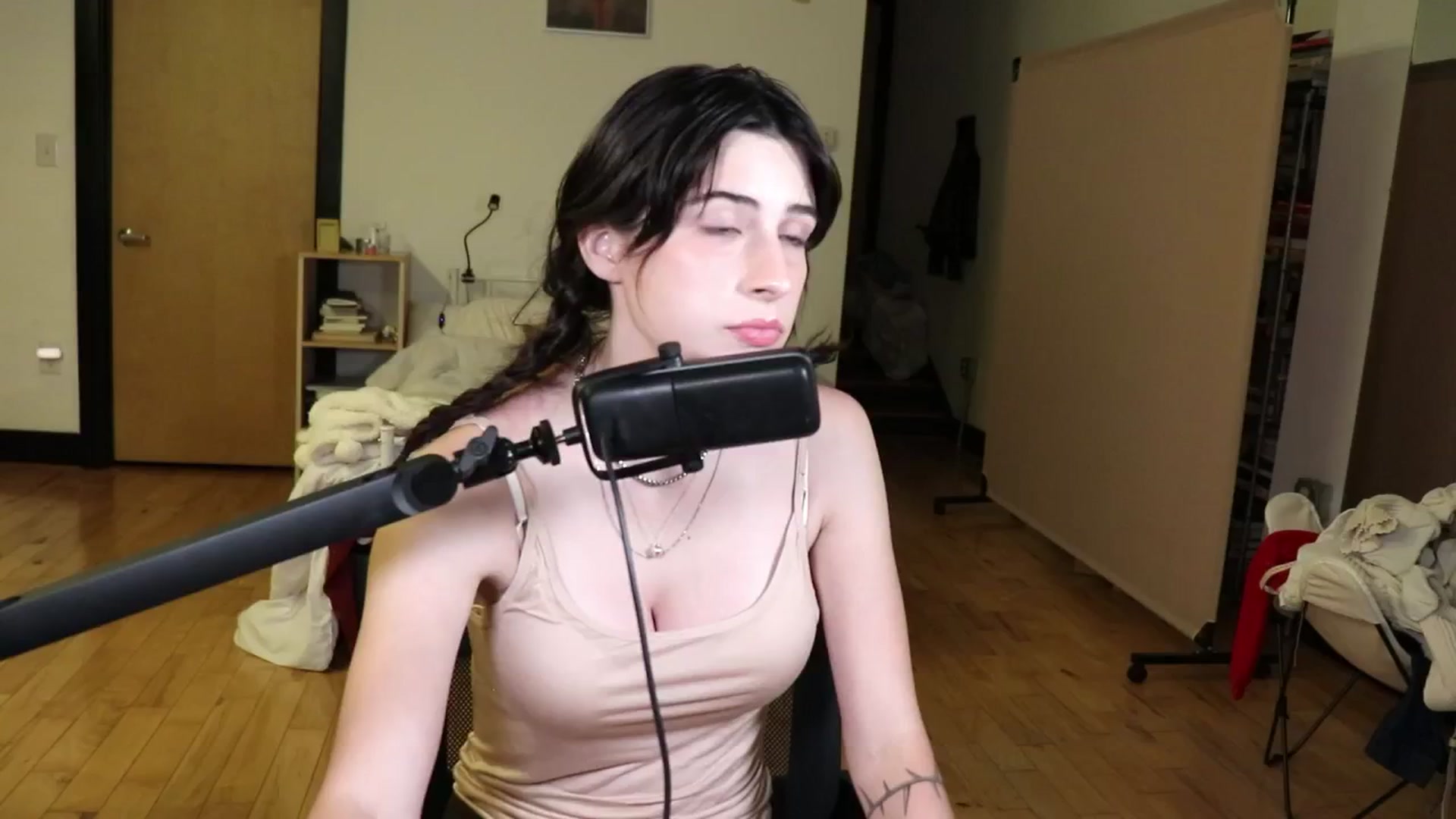 Gallery image thumbnail from americanwhore's myfreecams stream on, 06/02/2024, 03:55 image 17 of 20