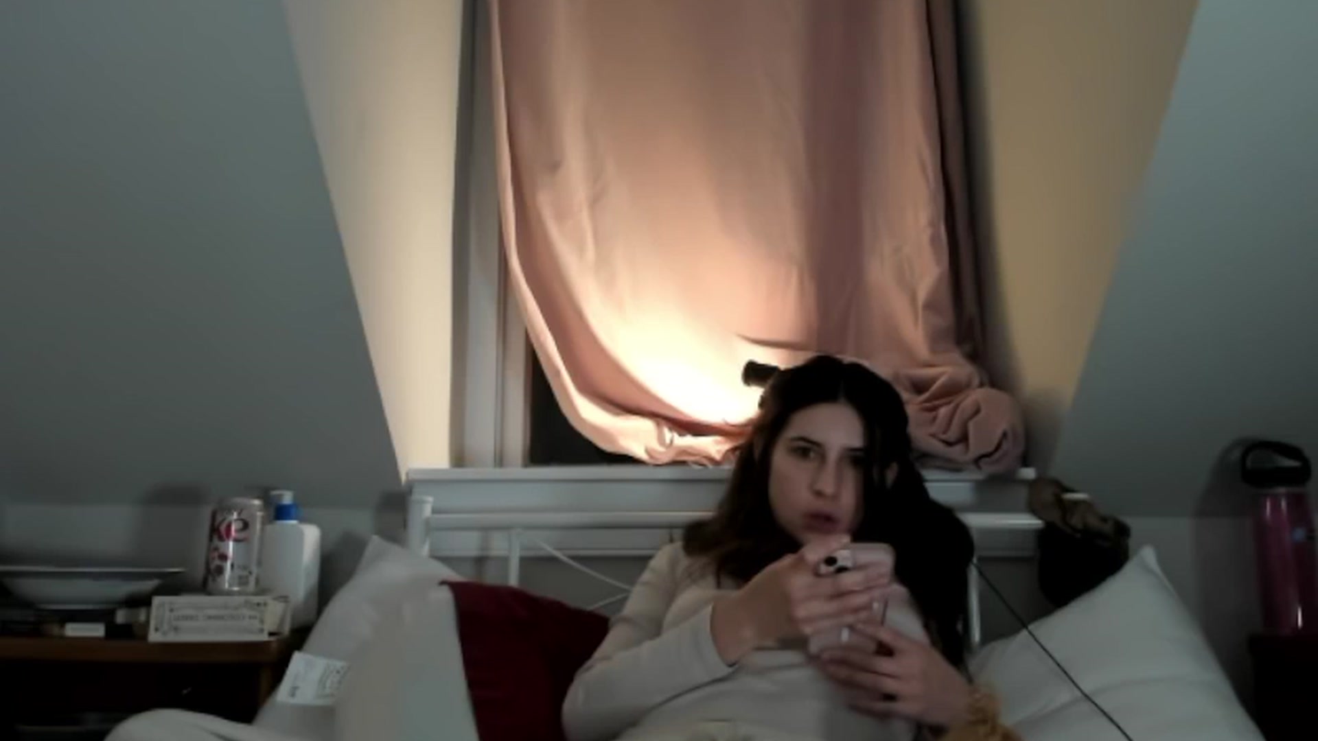 Gallery image thumbnail from americanwhore's myfreecams stream on, 12/16/2024, 07:04 image 9 of 20