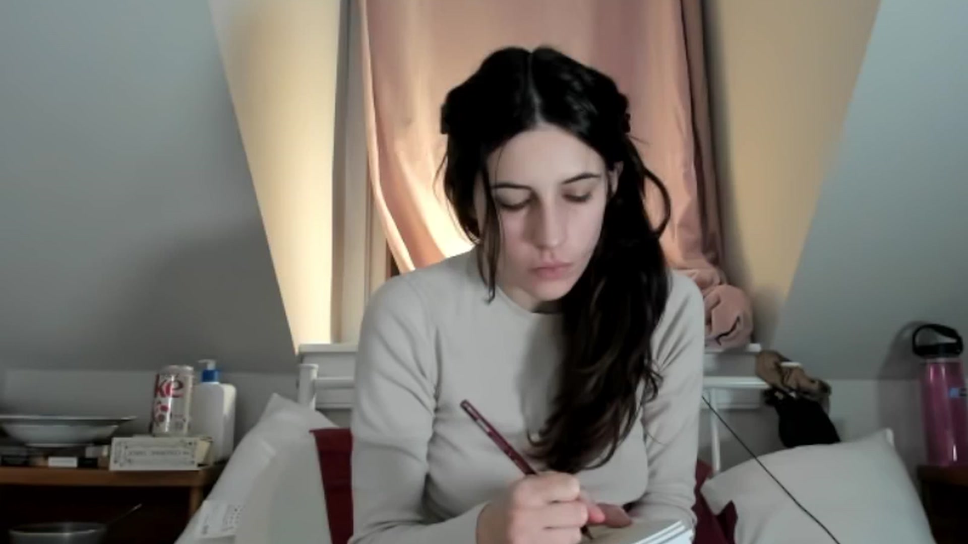 Gallery image thumbnail from americanwhore's myfreecams stream on, 12/16/2024, 07:04 image 12 of 20