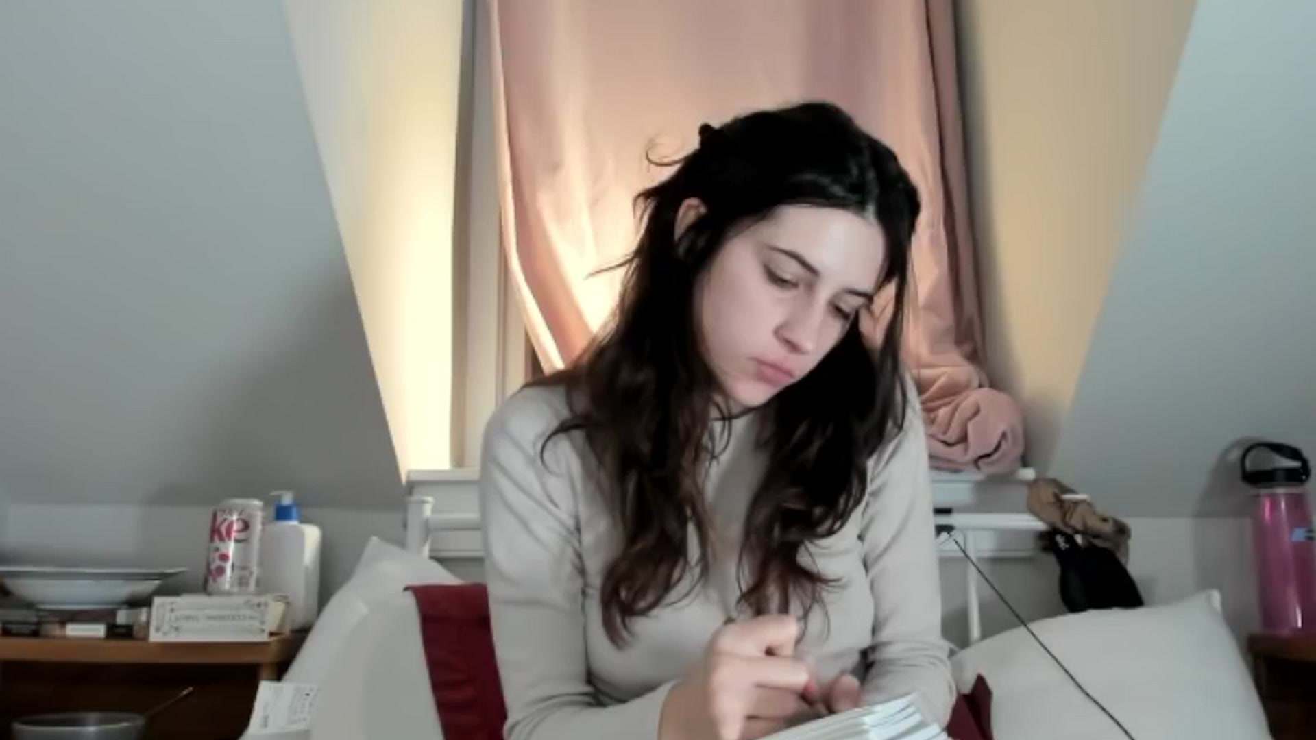 Gallery image thumbnail from americanwhore's myfreecams stream on, 12/16/2024, 07:04 image 8 of 20